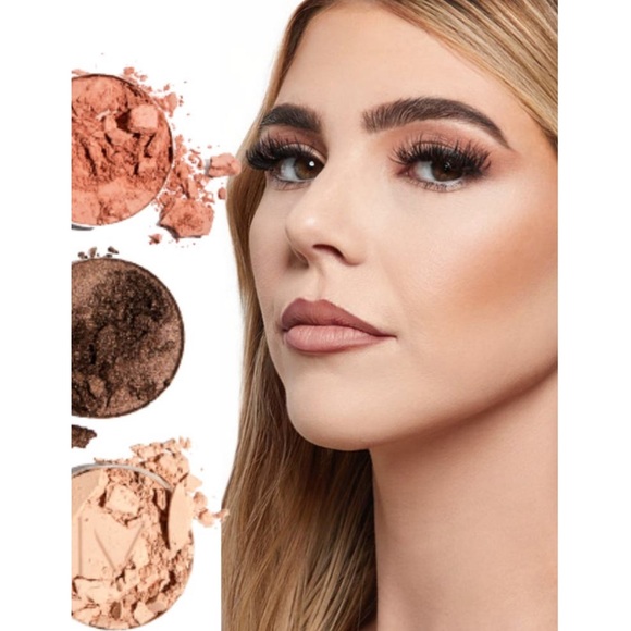 MADLUVV Mineral Vault Eyeshadow Palette 🎨 NEW IN BOX 9 Shades Nudes - Picture 5 of 7